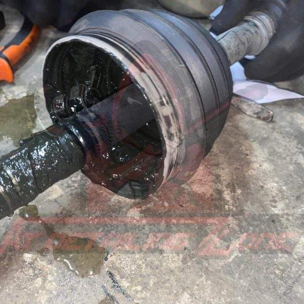 BMW X5 E70 thay thế hệ thống gầm