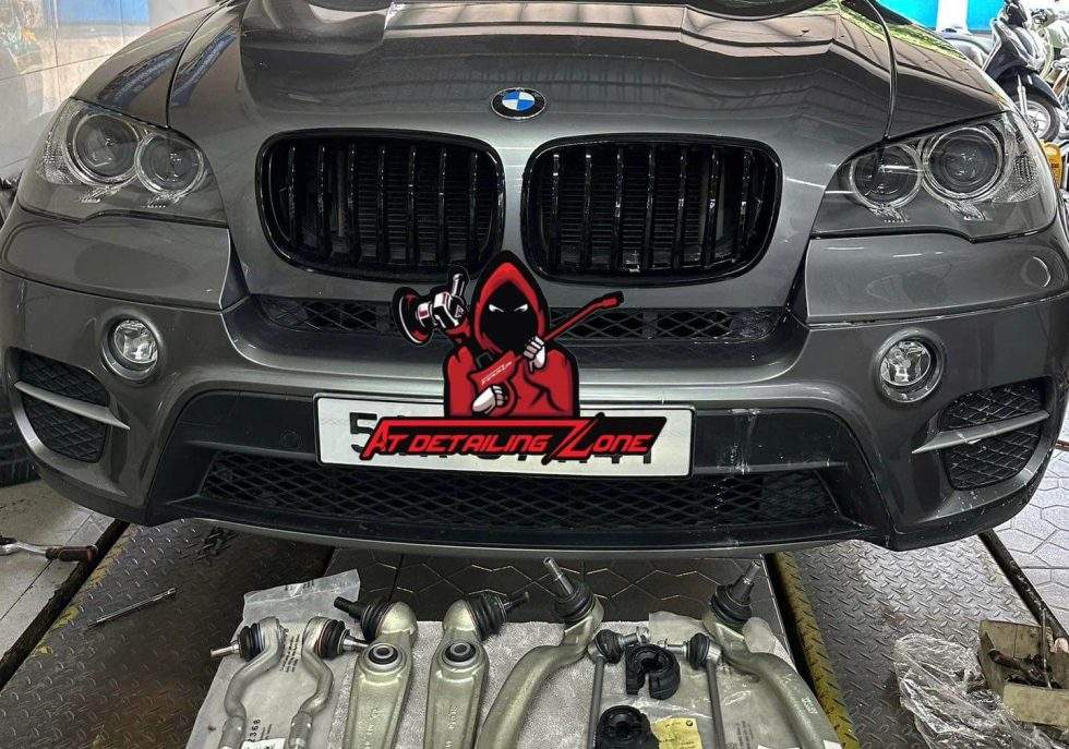 BMW X5 E70 thay thế hệ thống gầm